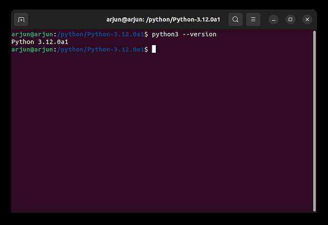 Kad tas ir pabeigts, palaidiet komandu python3 --version, lai pārbaudītu, vai Python ir veiksmīgi instalēts.